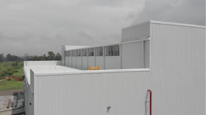 Proyecto industrial con cimentaciones especializadas